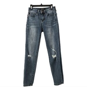 Judy Blue Distressed Relaxed Fit Jeans ⚘️HP⚘️Medium Wash Size 1/25